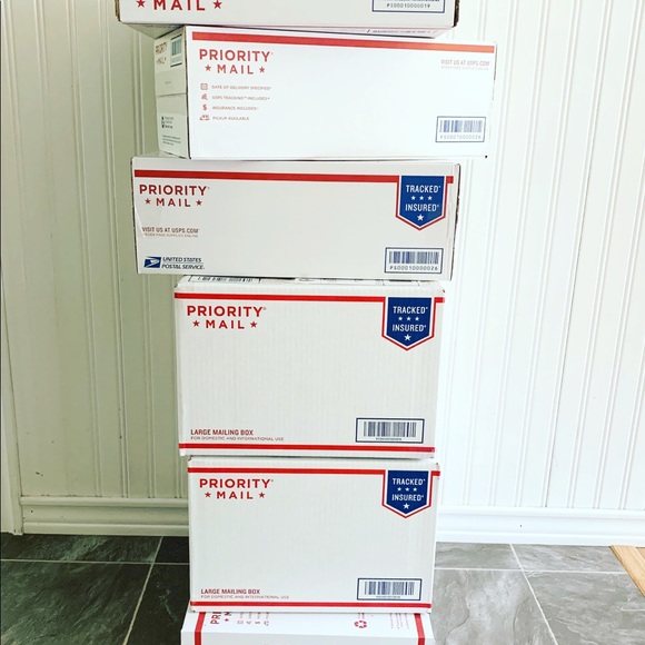 MEET THE POSHER - Picture 3 of 7